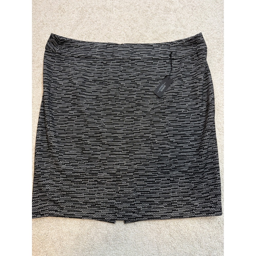 Lane Bryant Blackโ White Textured Ponte Knit Pencil Skirt Plus Size 22 NWT